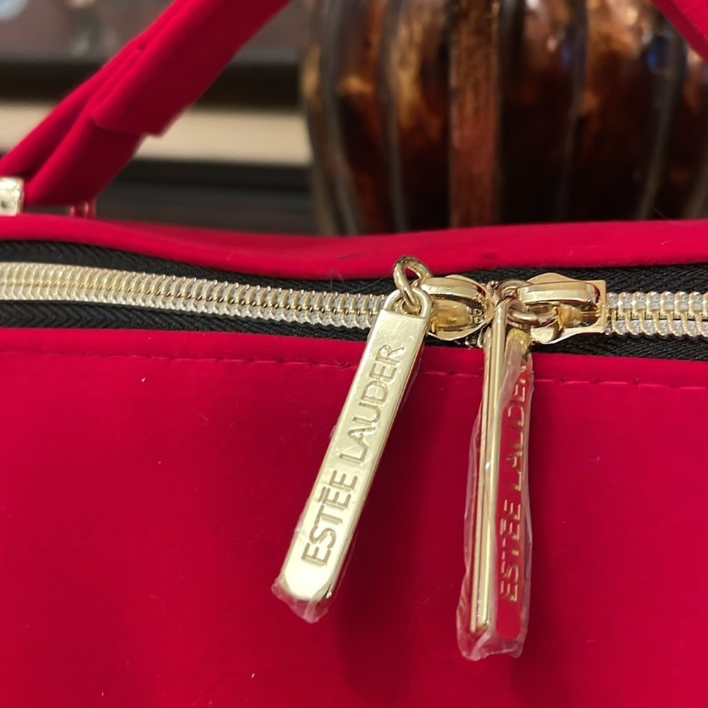 Estee Lauder please check all picture of condition - Picture 10 of 17